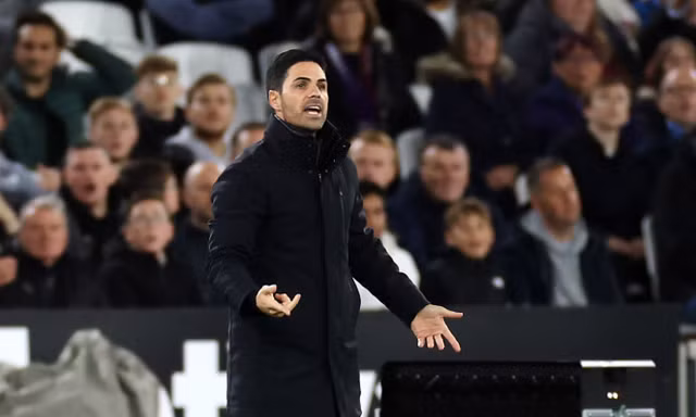 Arsenal thua bạc nhược, HLV Arteta mắng học trò