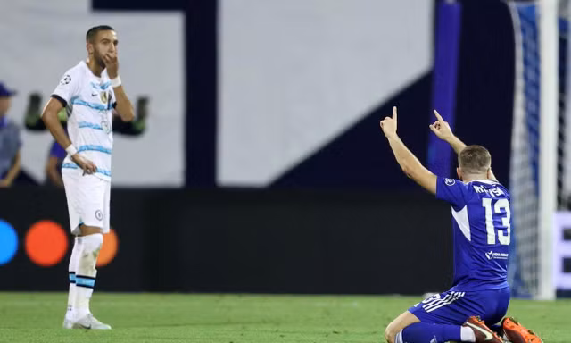 Chelsea thua ê chề trong ngày trọng đại của Thomas Tuchel