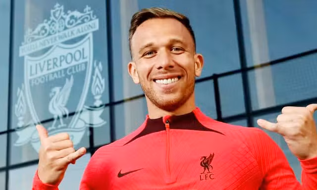 Liverpool bất ngờ đón 'quân chi viện' từ Juventus