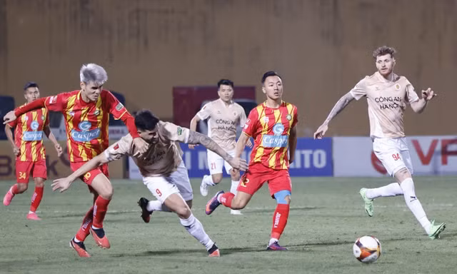  Thắng Thanh Hoá, CAHN trở lại cuộc đua vô địch V-League 