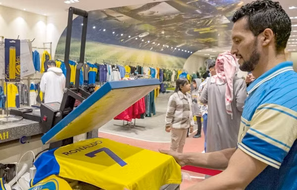 Ronaldo giúp Al Nassr kiếm về nhiều triệu USD chỉ sau 48 giờ