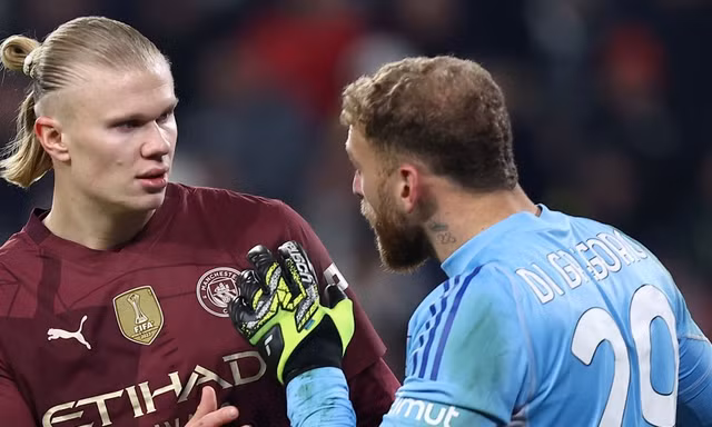 Man City nối dài chuỗi trận thảm hại, đối diện nguy cơ bị loại ở Champions League