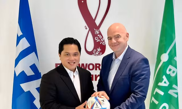 Chủ tịch LĐBĐ Indonesia tới trụ sở FIFA cầu cứu chủ tịch Infantino