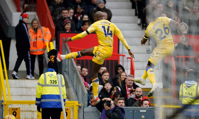 MU gục ngã trên sân nhà trước Crystal Palace 