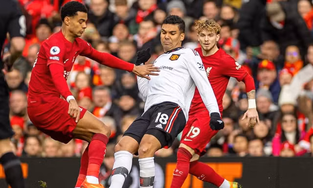 Cựu sao Liverpool nói lời cay đắng nhưng đúng sự thật về MU