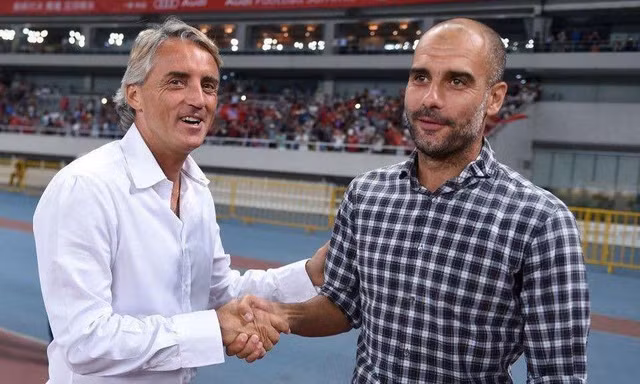 MU nhắm thêm cựu HLV Man City cho ghế nóng