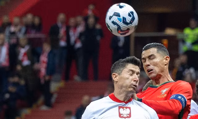 Ronaldo nối dài mạch thăng hoa, Bồ Đào Nha 'độc cô cầu bại' ở UEFA Nations League