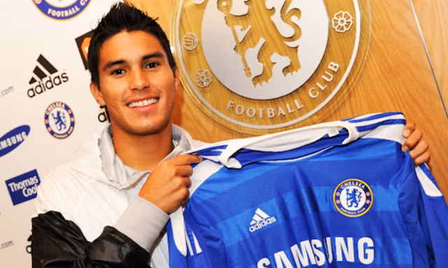 Cựu tiền vệ Chelsea phải vào tù vì tiếp tay cho băng đảng 