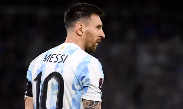 CĐV bị dọa giết vì xăm tên Messi lên mặt