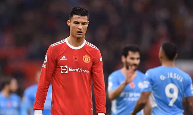 Trước giờ đụng Man City, Gary Neville khiến MU tự ái với nhận xét này
