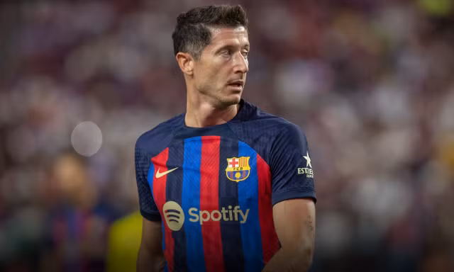 Lewandowski tịt ngòi, Barca nhận kết quả ê chề