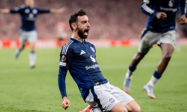 MU thắng sốc trên đất Tây Ban Nha, cầm chắc vé chung kết Europa League