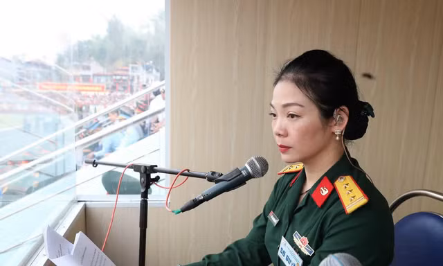 Giọng đọc Lễ kỷ niệm 70 năm Chiến thắng Điện Biên Phủ: Tôi khóc khi trời đổ mưa
