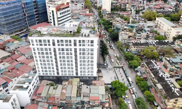 Dự án trên 'đất vàng' Hà Nội liên tiếp vỡ tiến độ