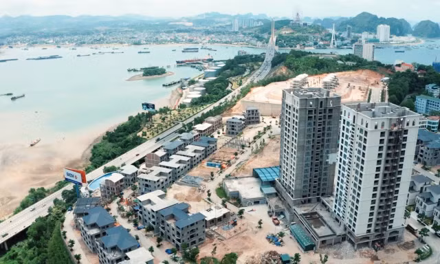 Bất động sản nghỉ dưỡng trầm lắng, nhà đầu tư cắt lỗ thoát hàng