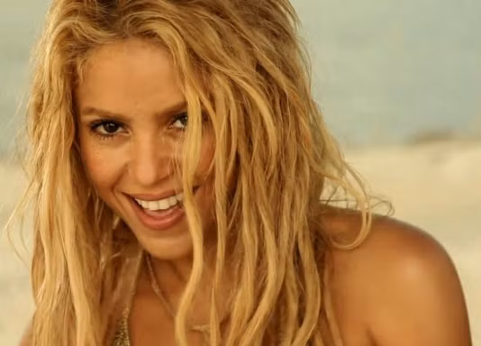 Ca khúc hit của Shakira bị tố vi phạm bản quyền