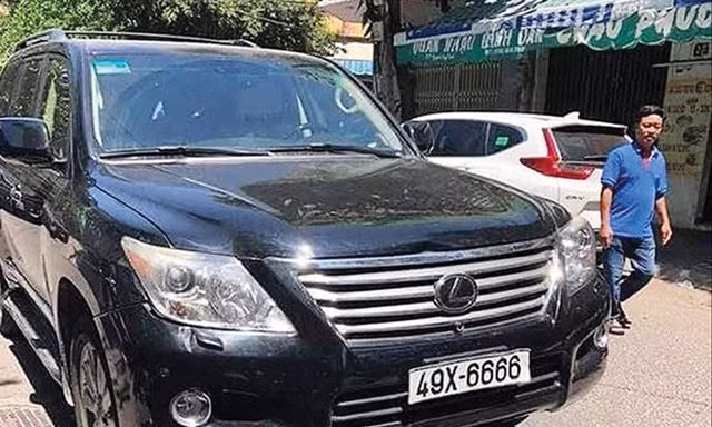  Hiện trường vụ xe Lexus biển tứ quý gây tai nạn khiến 4 người tử vong ở TP Quy Nhơn, tỉnh Bình Định 