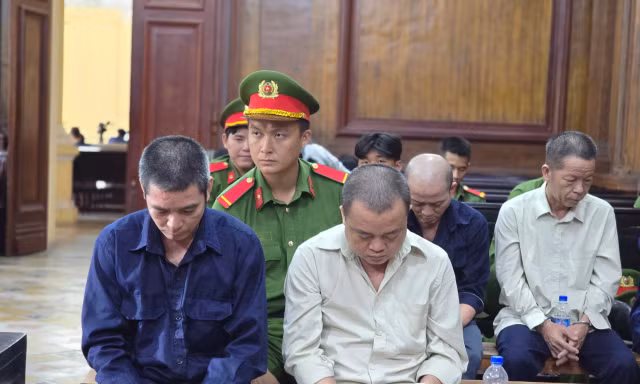 Các bị cáo tại phiên tòa