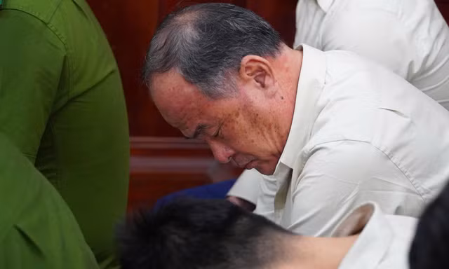 Cựu Chủ tịch UBND tỉnh An Giang - bị cáo Nguyễn Thanh Bình tại phiên tòa..