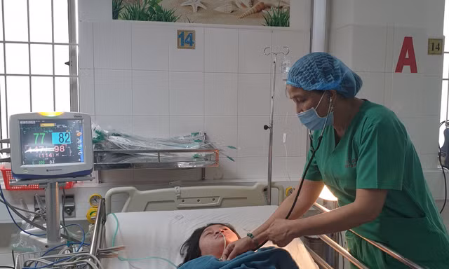 Sản phụ mắc bệnh tim bẩm sinh tím nặng 'vượt cạn' thành công