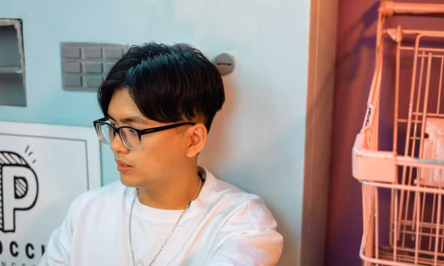 “Inbox” producer CM1X: Chàng trai dùng âm nhạc tạo ra viên vitamin C “độc nhất”