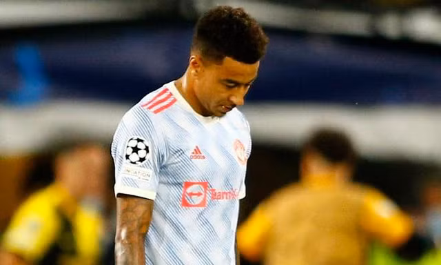 Lingard rất thất vọng khi khiến M.U thua trận.
