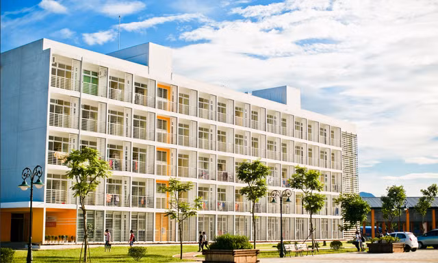 Ký túc xá sinh viên ĐH FPT thành khu cách ly chống dịch