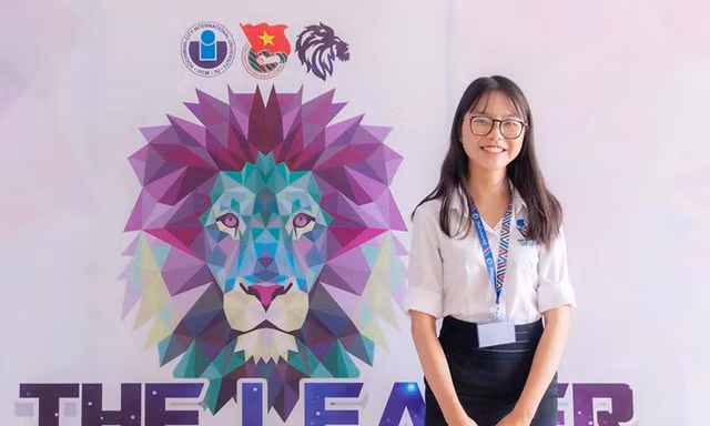Nữ sinh Sài thành từ cô nàng nhút nhát thành Phó Chủ tịch Hội Sinh viên trường