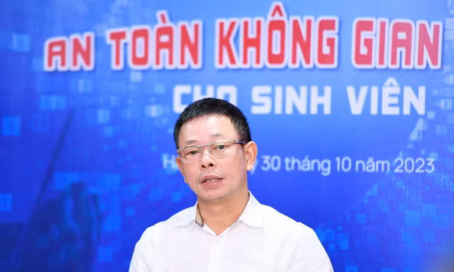 Để sinh viên ứng xử văn minh trên không gian mạng
