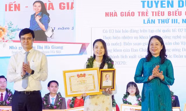 Hơn 100 nhà giáo trẻ tiêu biểu được vinh danh