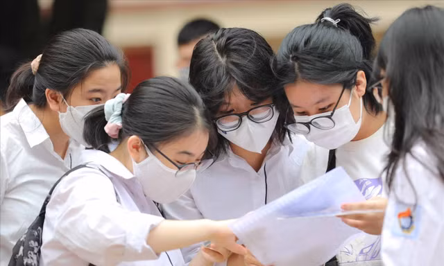 Giá thực phẩm, học phí, thuê nhà 'kéo' CPI tăng