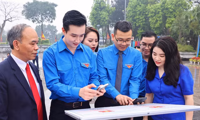 Đoàn viên Thủ đô thực hiện nhiều phần việc ý nghĩa trong 'Ngày đoàn viên'