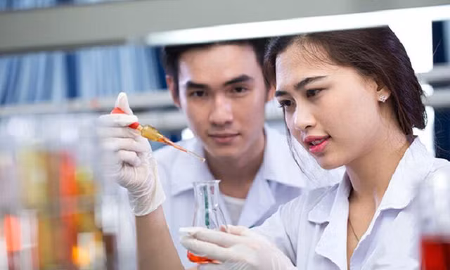 Điểm sàn ĐH Y Hà Nội cao nhất 23 điểm