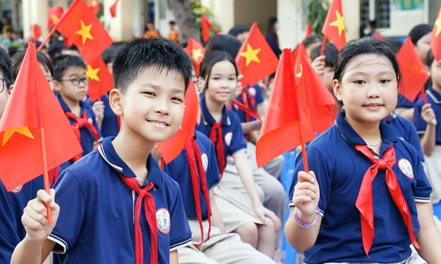 Lan tỏa tinh thần yêu nước từ những giai điệu đầu đời 