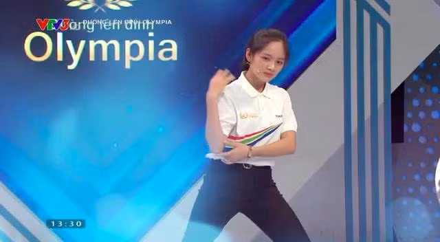 Hot girl Olympia nhảy điêu luyện như thần tượng K-pop