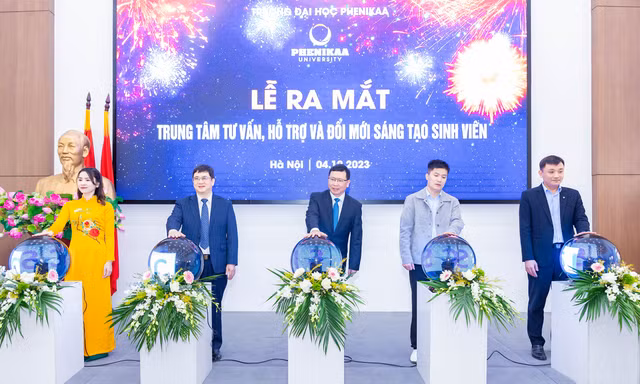 Cầu nối giữa sinh viên và doanh nghiệp