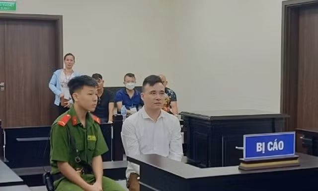 Níu kéo tình cảm không thành, gã đàn ông truy sát người tình của vợ