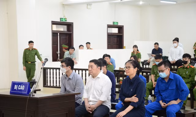 Tòa không chấp nhận đơn kháng cáo thay cho bà Nguyễn Thị Thanh Nhàn cùng nhóm bị cáo bỏ trốn