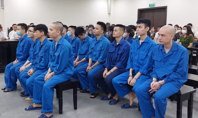 Lừa đảo gần 20 tỷ đồng của một phụ nữ, rồi ‘rửa tiền’ thông qua ví điện tử
