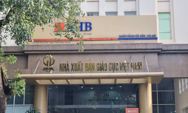 Nhà xuất bản Giáo dục 'lạm dụng vị trí độc quyền, thống lĩnh thị trường sách giáo khoa'