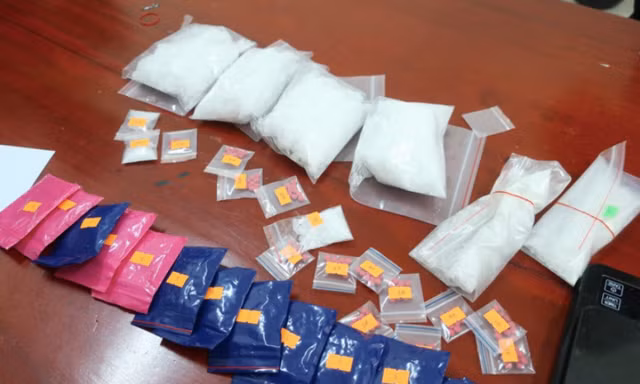 Cựu đội phó Công an TP Việt Trì lập công bằng cách đưa tiền cho tội phạm đi mua ma túy để bắt giữ