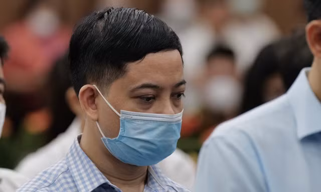 Nói lời sau cùng, cựu thư ký Thứ trưởng Bộ Y tế khóc xin cơ hội được sống