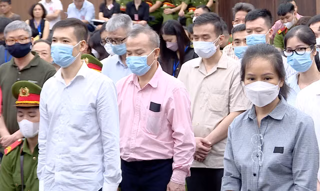 Vụ án chuyến bay giải cứu: Các bị cáo đã nộp khắc phục bao nhiêu tiền? 