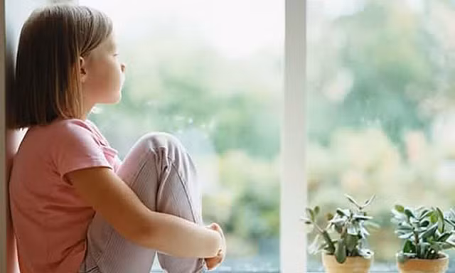 Nghiện ăn tóc là dấu hiệu của bệnh tâm thần