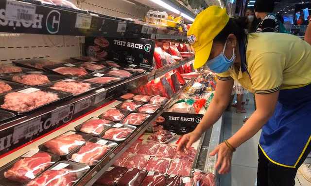Thịt heo bán lẻ giảm giá sâu sau nhiều ngày đứng giá ở mức cao