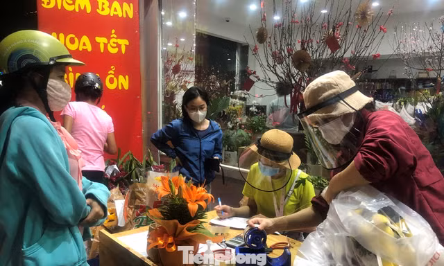 Vừa phòng dịch, vừa kinh doanh