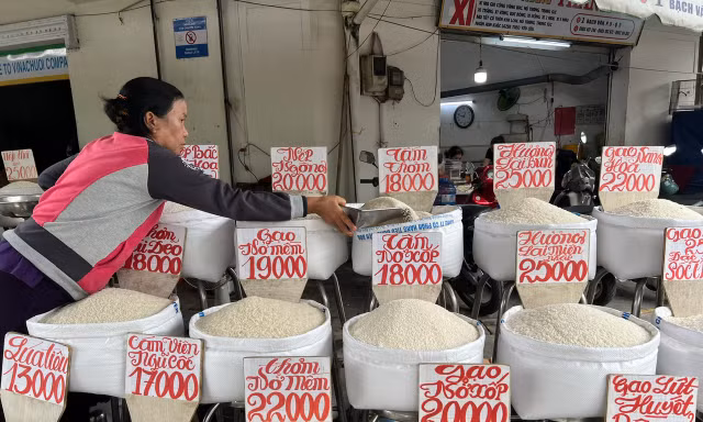 Lý do giá gạo bán lẻ giảm nhưng ít khách mua