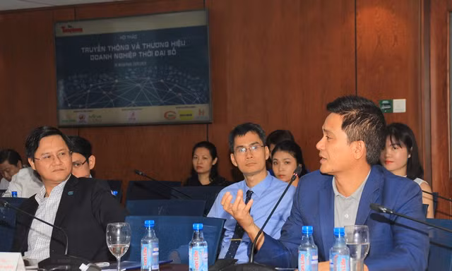Phần thảo luận sôi nổi với nhiều câu hỏi từ thực tế doanh nghiệp