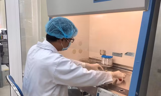 Khoa xét nghiệm của BV Hùng Vương được trang bị máy móc hiện đại