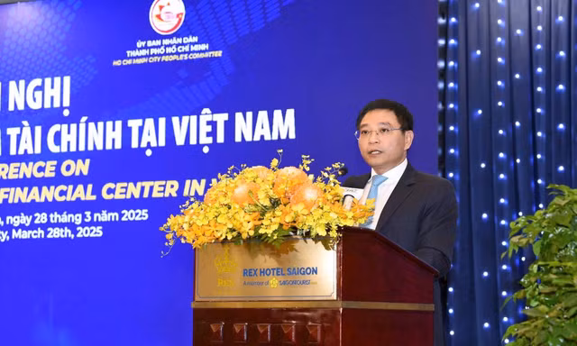 Áp dụng chính sách vượt trội cho trung tâm tài chính tại Việt Nam